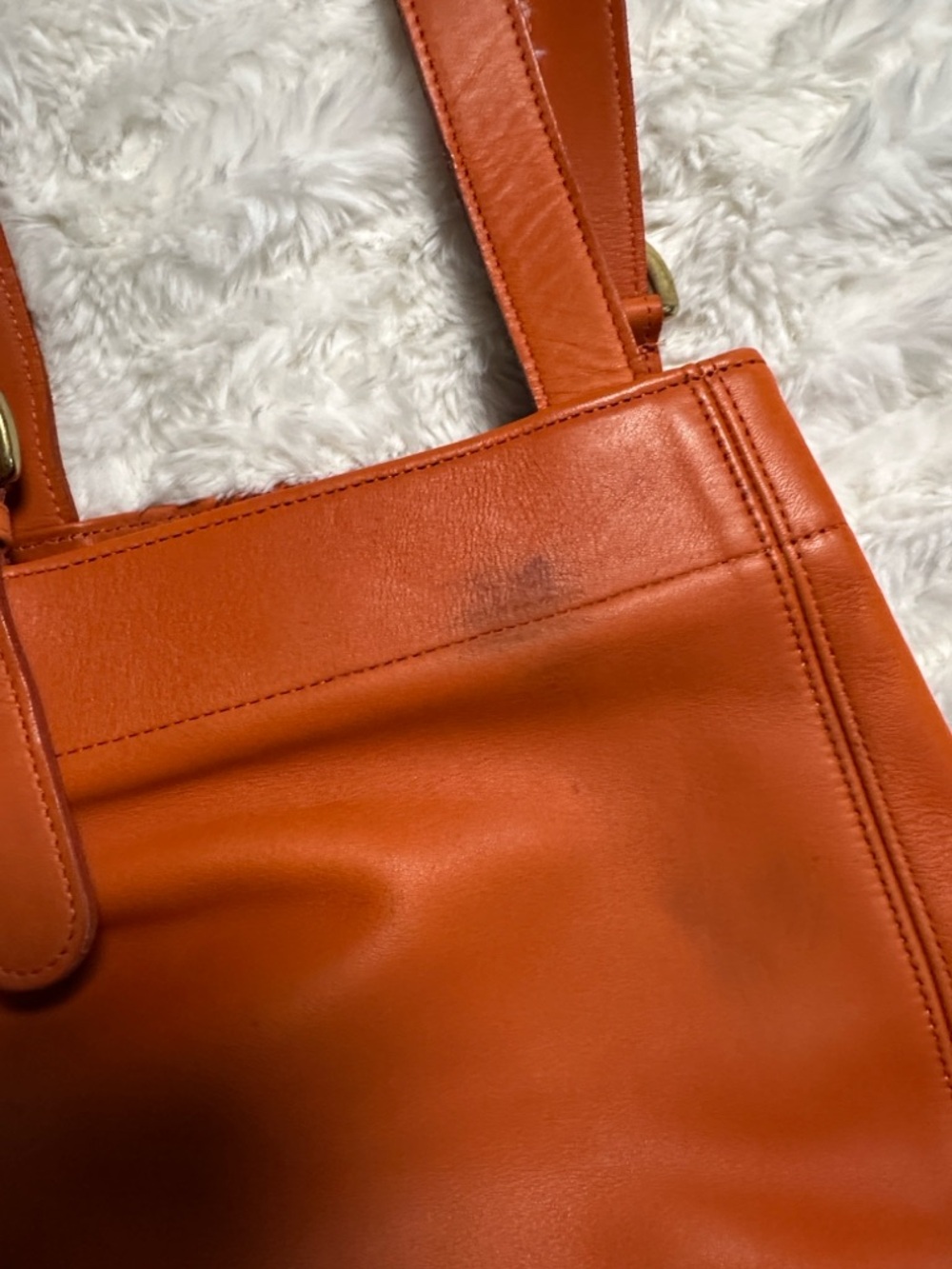 Coach Soho Buckle Tote Bag, Orang model #4157 - Picture 3 of 7